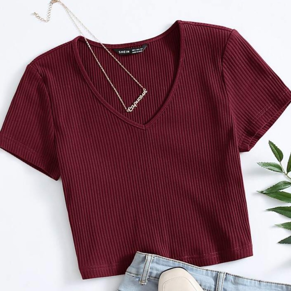 Plus solid ribbed crop tee